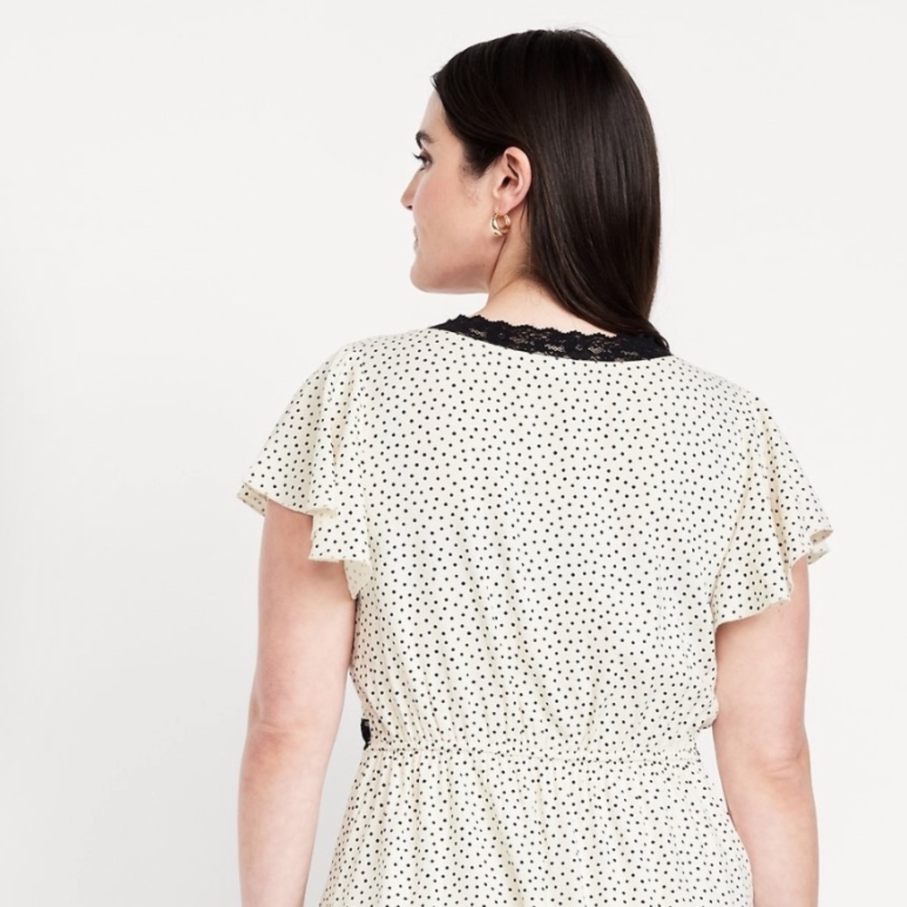 🏖️10 items for $20 ☀️ Old NavBlack and White Polka Dot Fit Flare crepe lace trim - Picture 3 of 6